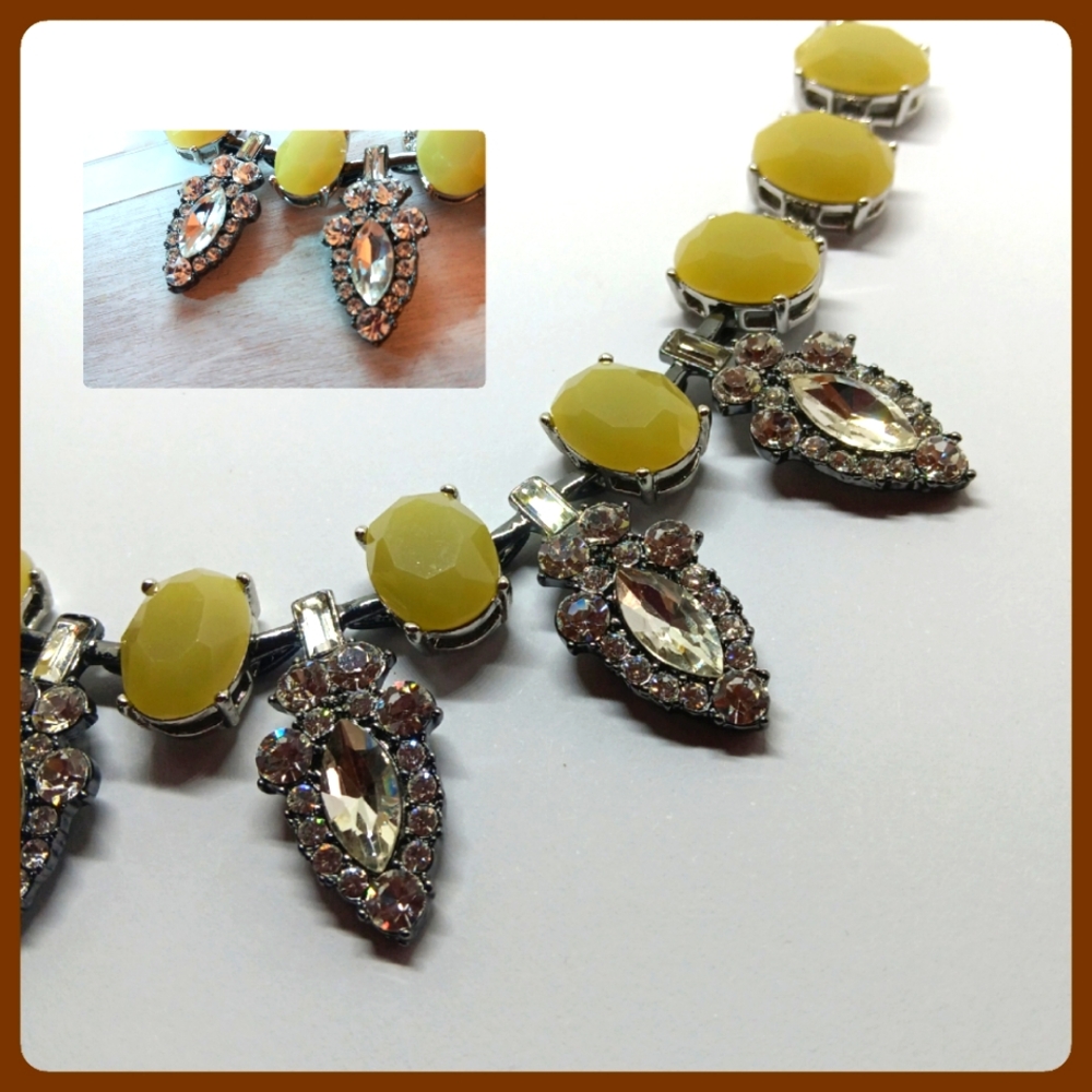 Lia Sophia Retired Astoria Lime Green Clear Cut Antique Style Stamped Ne…